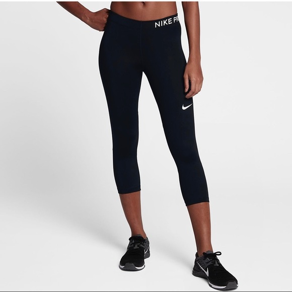 Nike Pants - Women's Mid-Rise Training Capris Nike Pro